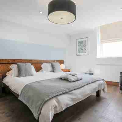 Claremont Hotel Rooms