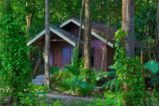 Khao Sok Riverside Cottages