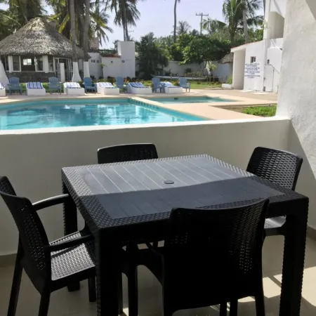 Hotel Arista Bugambilias