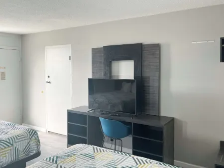 Motel 6 Lugoff, SC Отели рядом с достопримечательностью «Kendall Lake Park»