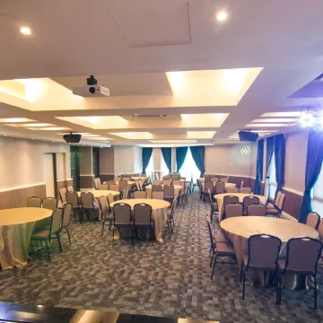 Indra Hotel - Boutique Suites