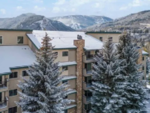 Falcon Point Hoteles en Avon