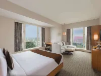 Novotel Lucknow Gomti Nagar Hotels near LDA Colony Park
