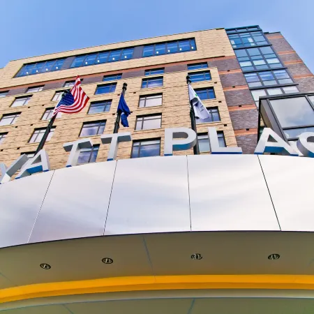 Hyatt Place Flushing/LGA Airport