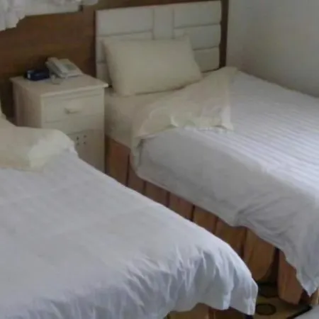 White Star Hotel