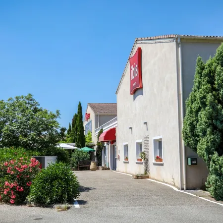 ibis Orange Sud