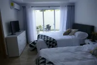 Villa Estela @ Monserrat II