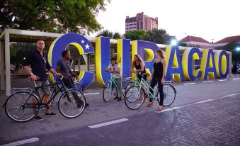 Bed & Bike Curacao Hostel