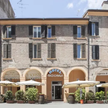 Hotel Nazionale Отели в г. Феррара