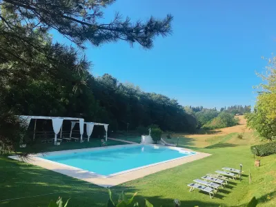 Cascina De' Fagiolari Hotel in zona Chiesa ed ex convento di Santa Lucia a Monteorlando