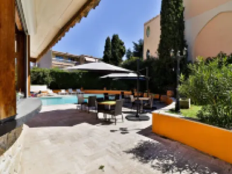 Hôtel Restaurant de la Mer Hotéis em Vallauris