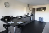 Toothbrush Apartments - Ipswich Central East - Boutique