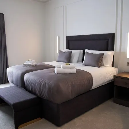 CAE Mor Hotel