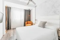 Bristol Sunset Beach - Holiday Apartments