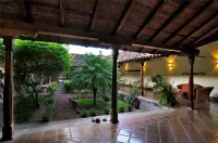 Hotel Patio del Malinche Hotels near Avenia La Calzada