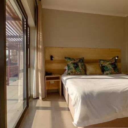 The Ridge Guesthouse