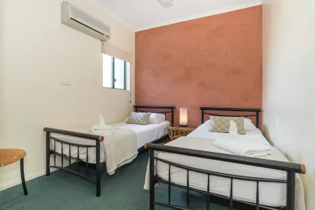 Mid City Luxury Suites Отели рядом с достопримечательностью «Кэрнс Эспланаде Лагун»