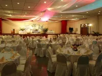 Almont Inland Resort Hotels in Butuan