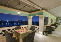 Brahma Niwas - Best Lake View Hotel in Udaipur - breakfast
