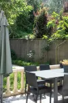 La Maison Charentonneau Hotels in der Nähe von Paroisse Saints Anges Gardiens