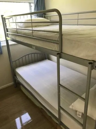 2 Bedroom Chalet Near the Beach