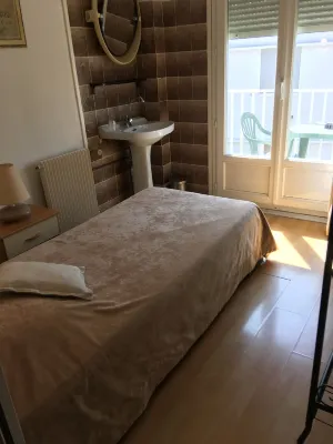Hôtel de la Poste Hotels in Saint-Valery-en-Caux