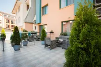 Bright House - 3-Star