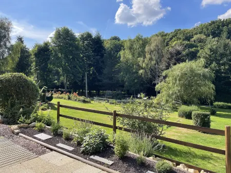 Le prieuré des Fontaines Отели в г. Сент-Оппортюн-ла-Мар