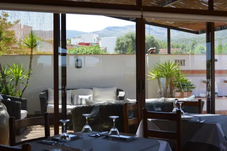 Hotel la Sitja - Adults Only Отели рядом с достопримечательностью «Torreta Mariola»