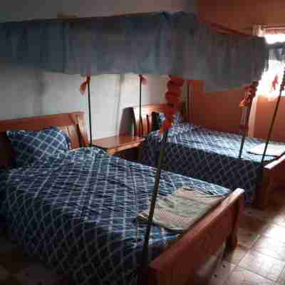 Kings Guest House Rooms