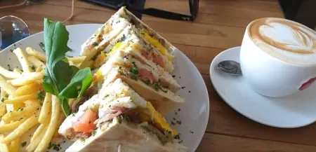 Florida Park Hotel, Florida Road Отели рядом с достопримечательностью «Университет Квазулу-Натал»