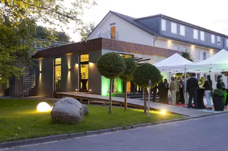 Parkhotel Ahrbergen Отели в г. Нордштеммен