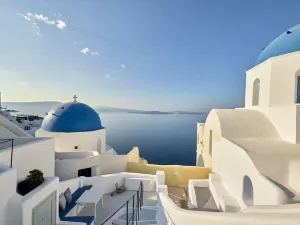 Cave Suite Oia