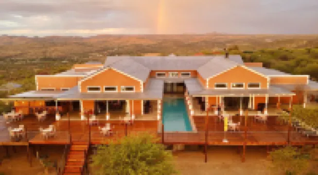 River Crossing Lodge Hotels in 