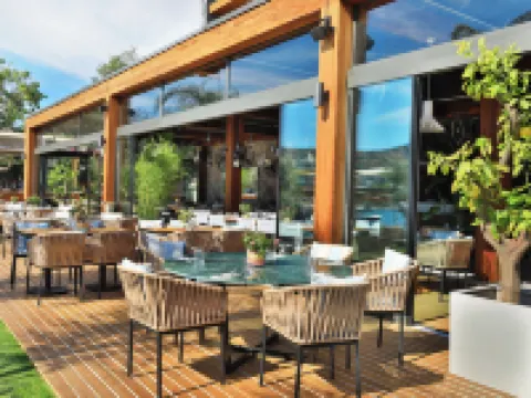 Mare Deluxe豪華公寓和別墅 Gundogan Mahallesi酒店