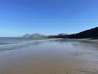 Bryn Noddfa - Beach