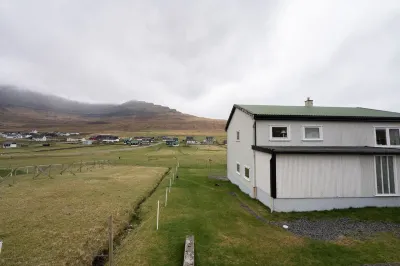 Scenic Village - Nature - Cozy House Hotels near Malinsfjall