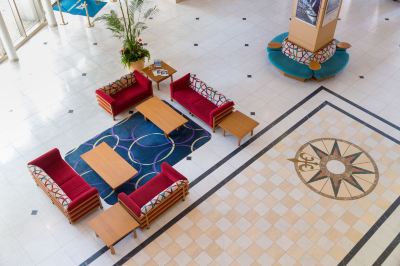 共有エリア ナビオス横浜の写真