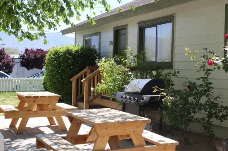 El Rancho Motel Отели рядом с достопримечательностью «Ancient Bristlecone Pine Forest»