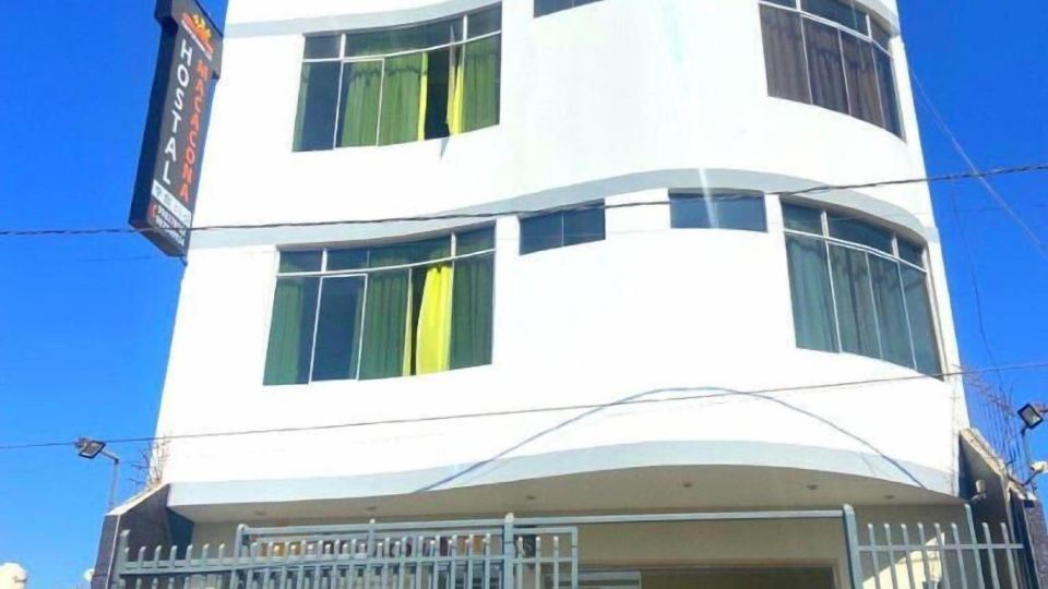 Hostal Macacona