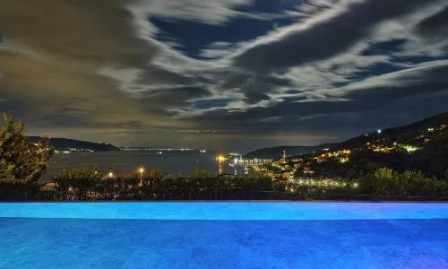 Miramare Apartments&Suites