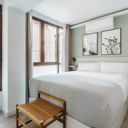 limehome Granada Calle Lopez Rubio