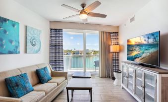 Oceana 301 East