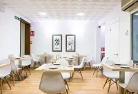 Hostal Menurka - Frühstück
