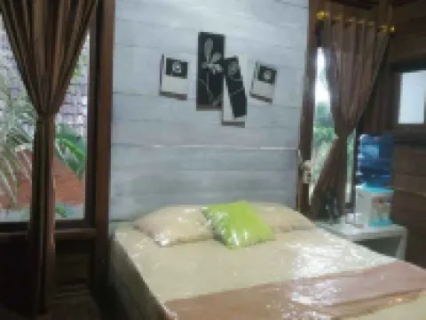 Villa Jabal Rahmah Syariah Hotels in Pacet