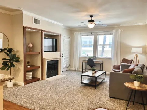 リラクシング 2-ベッドルーム アパートメント ウィズ プール ホットタブ ジム