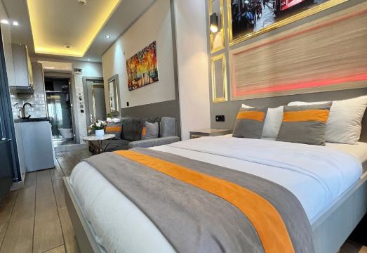 탁심 라리사 호텔 외관