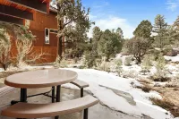 Forest Edge Retreat - 4-Star