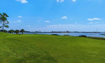2BR Condo w/ Pool & Lagoon View