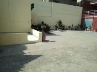 Hotel Paradise Plus